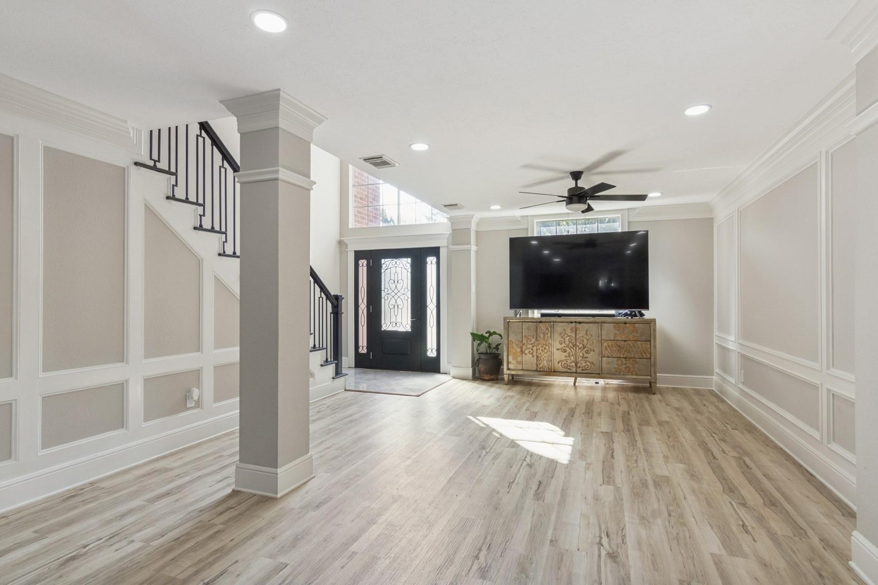 13123 Labelle Lane