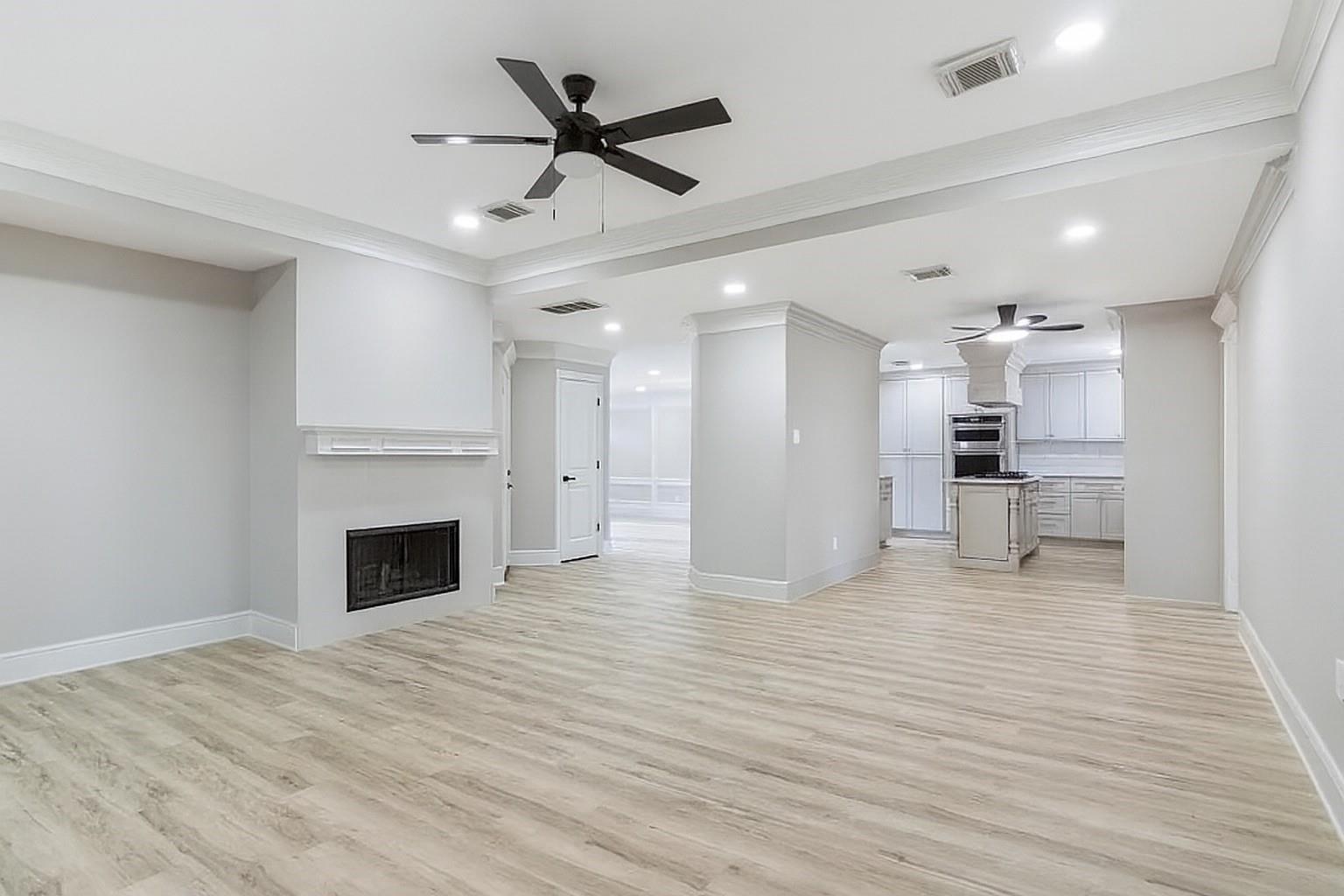 13123 Labelle Lane