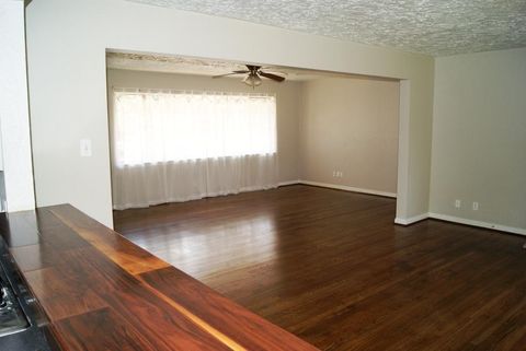 Tiny photo for 5514 Arboles Drive, Houston, TX 77035 (MLS # 6727679)