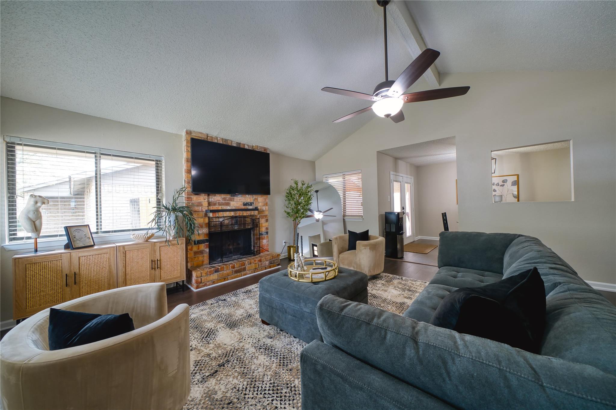 5402 Sherrylee Lane