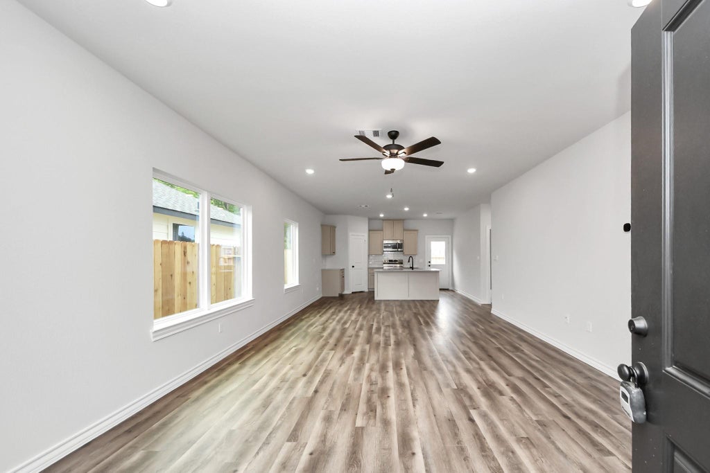 Photo of 18724 Loom Drive, Conroe, TX 77306 (MLS # 11528188)