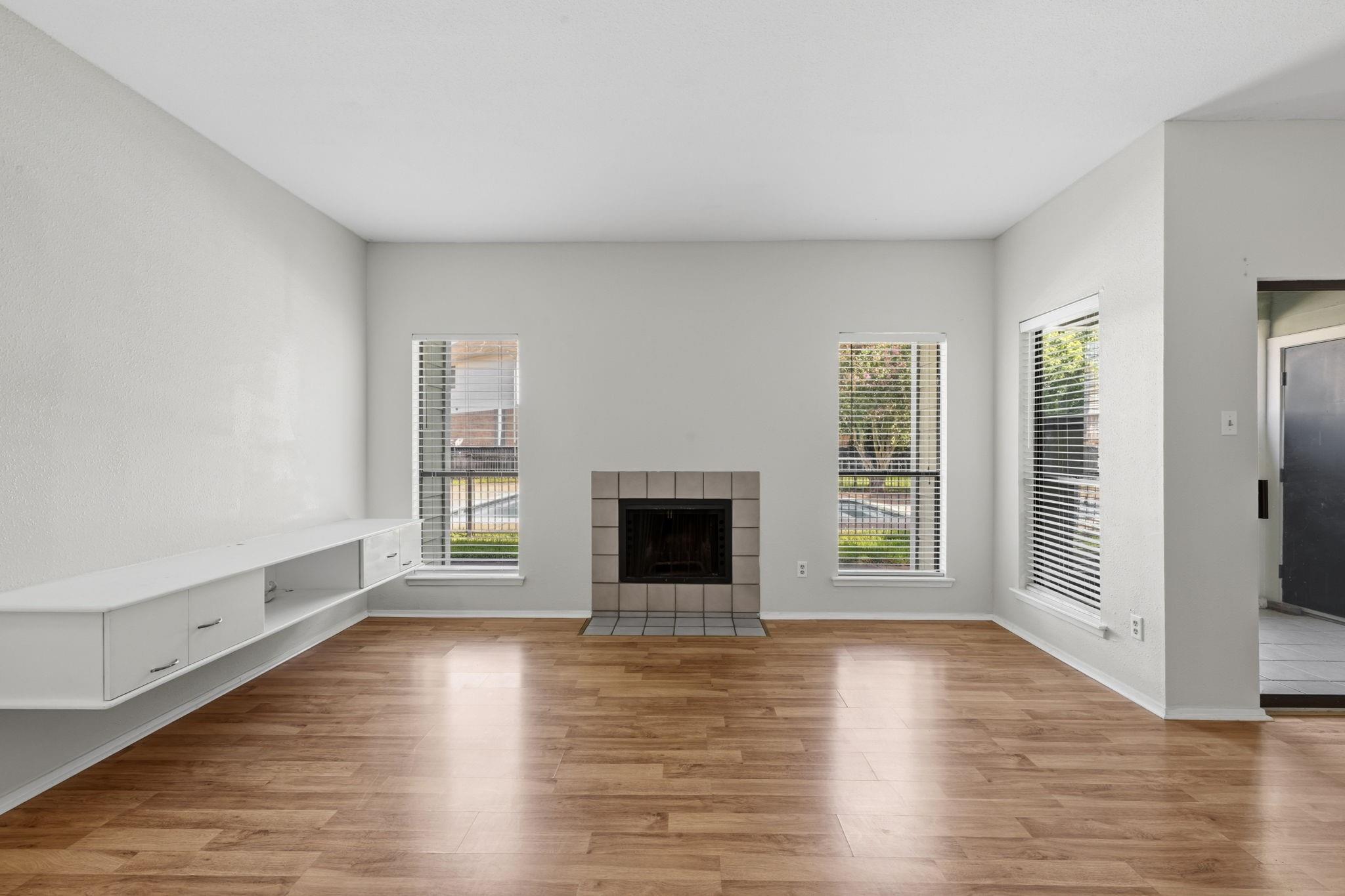 6602 Harbor Town Drive 1207