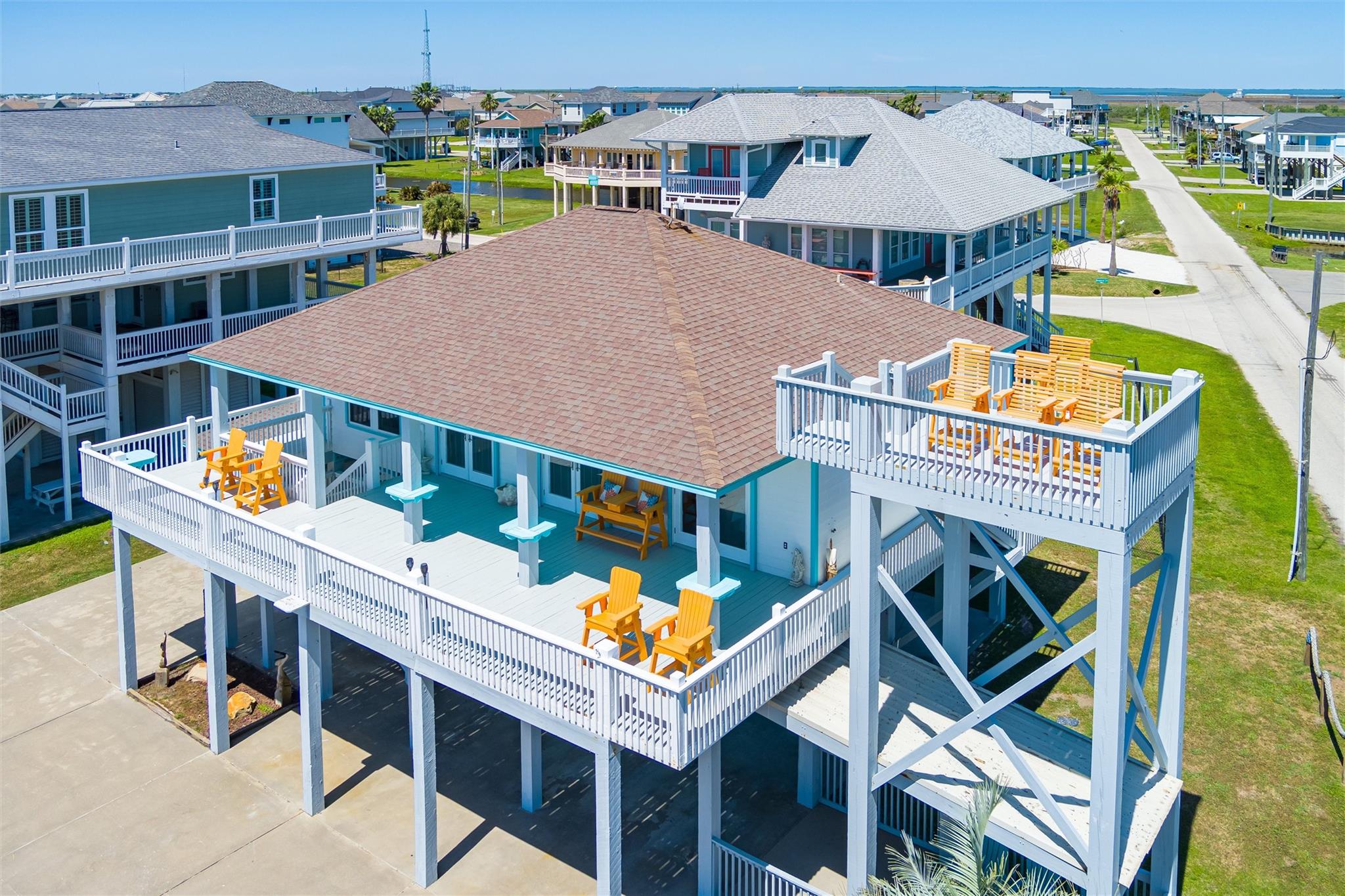 2639 Whitecap
