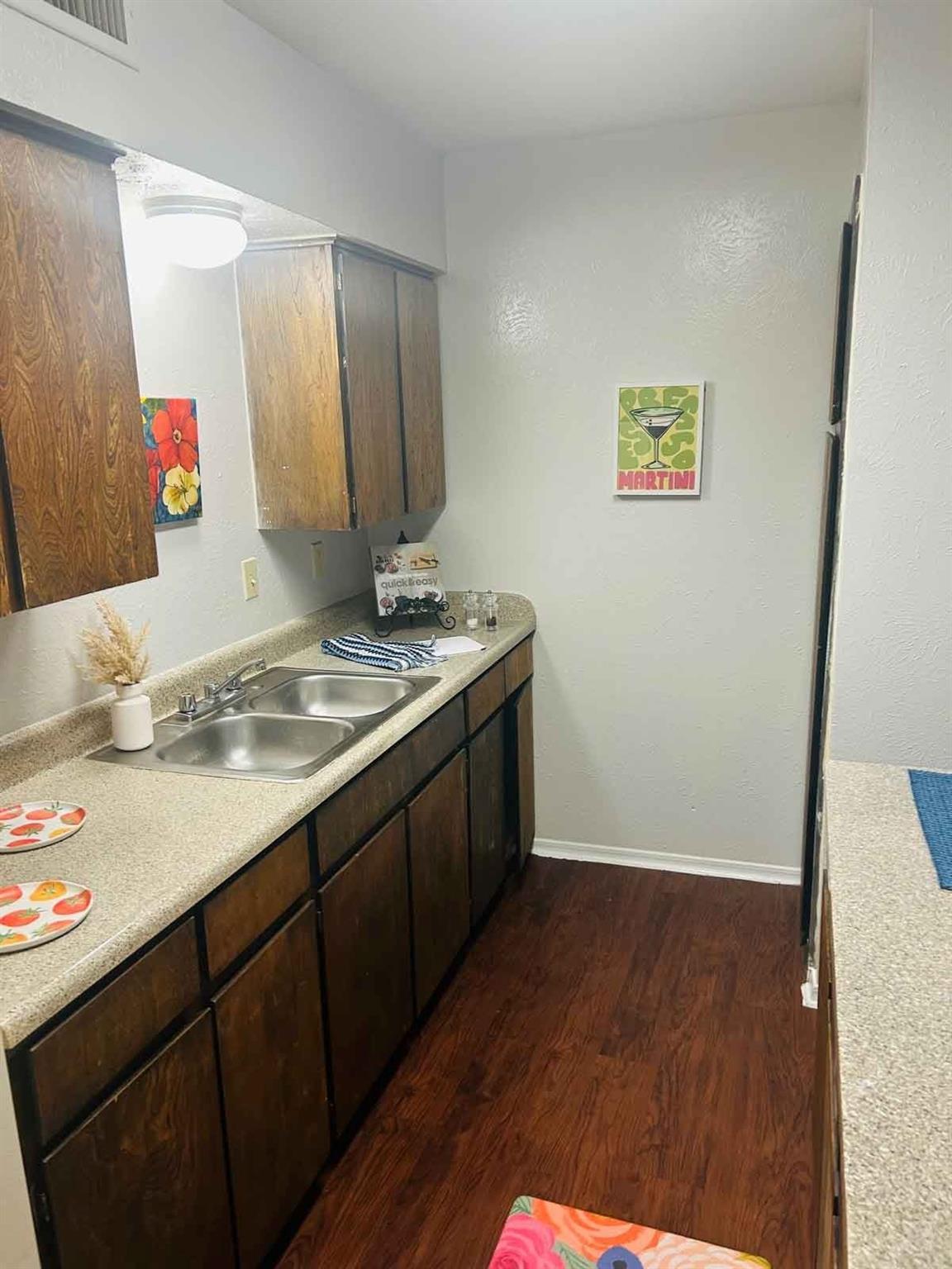 2957 Park Square Drive 07-102