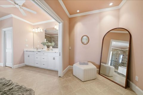 Tiny photo for 607 E 15th Street, Houston, TX 77008 (MLS # 87886258)