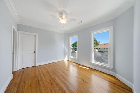 Tiny photo for 607 E 15th Street, Houston, TX 77008 (MLS # 87886258)