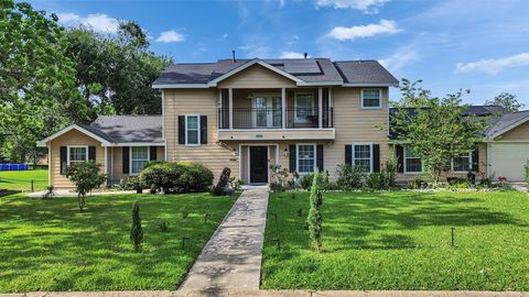 Photo of 7923 Glenview Drive, Houston, TX 77061 (MLS # 58024075)