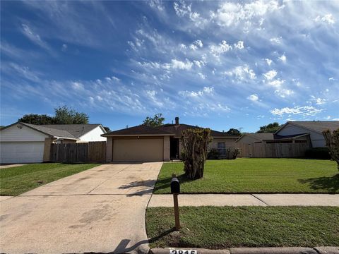 Photo of 2815 Fir Crest Court, Stafford, TX 77477 (MLS # 3361292)