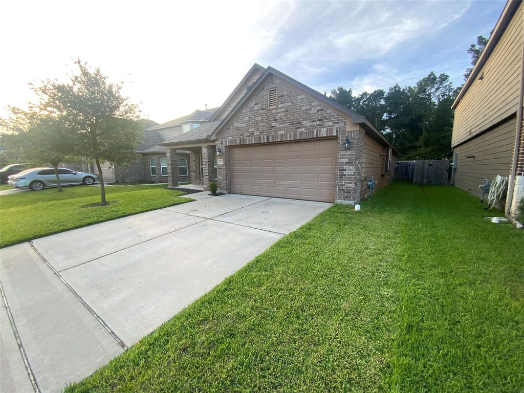 Photo of 7239 Foxwood Mist Trail, Humble, TX 77338 (MLS # 36368237)
