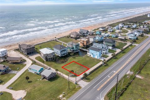 Photo of 14 Blue Heron Circle, Jamaica Beach, TX 77554 (MLS # 2082683)