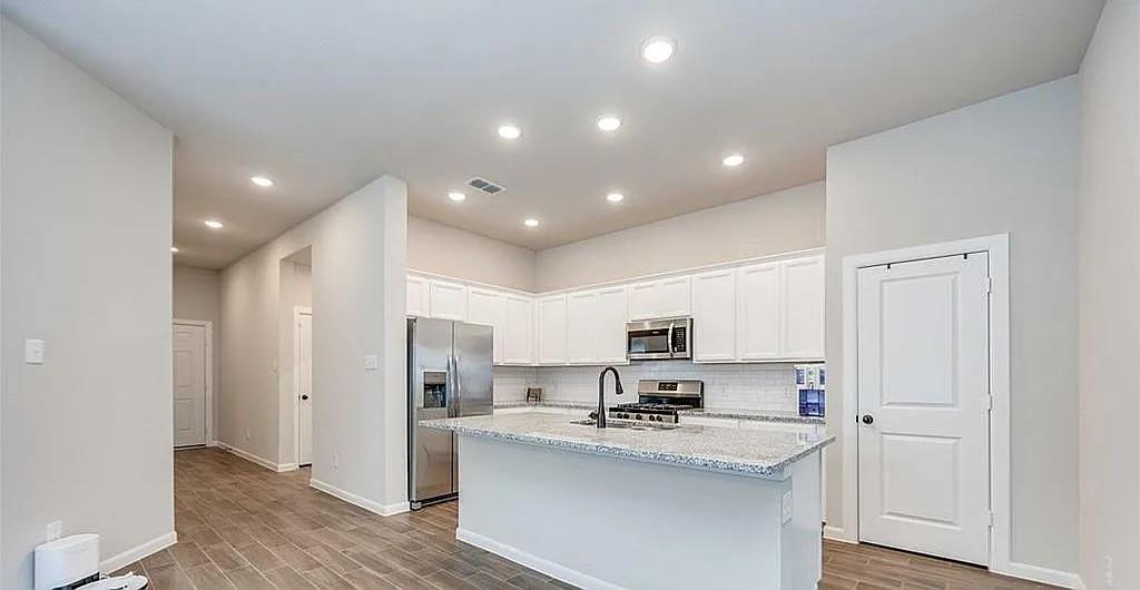 4947 Hitchings Court