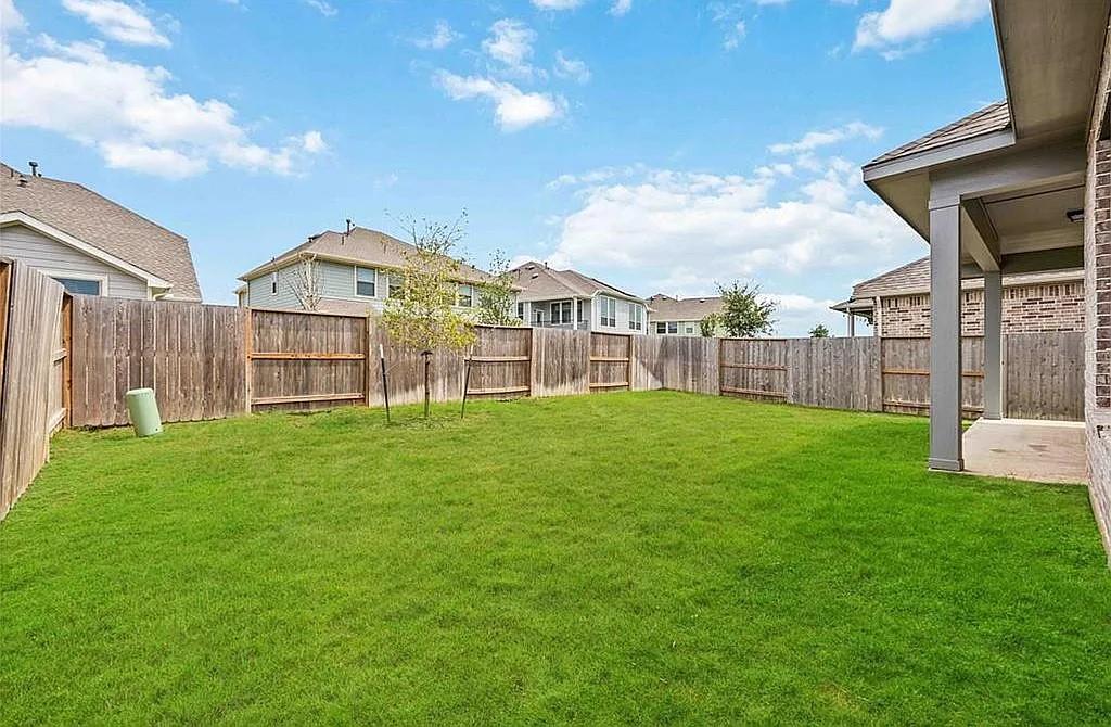 4947 Hitchings Court