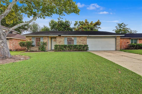Photo of 9912 Blue Bird Street, La Porte, TX 77571 (MLS # 14497484)