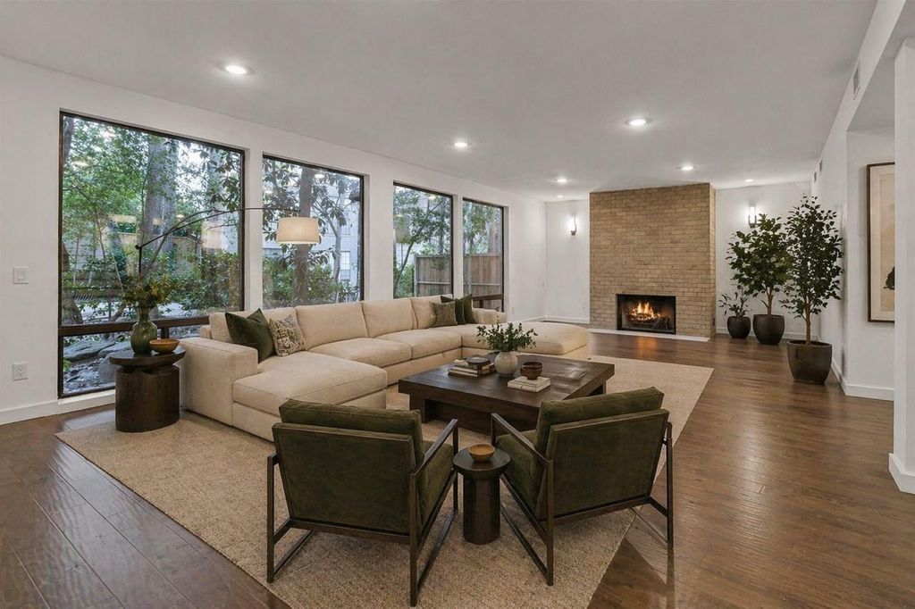Photo of 9043 Briar Forest Drive, Houston, TX 77024 (MLS # 34297510)