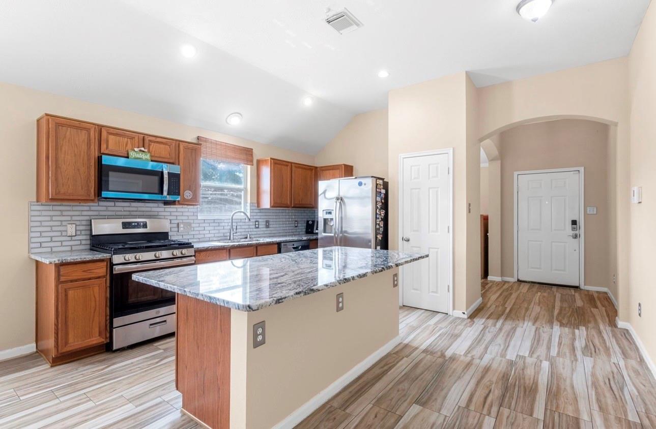 19202 Sunny Leaf Lane