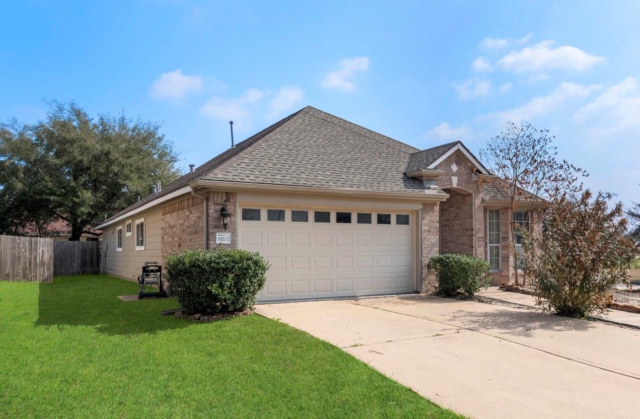 19202 Sunny Leaf Lane