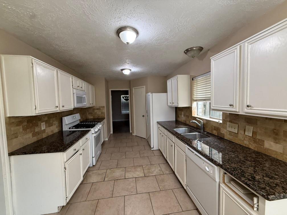 2623 Foxden Drive