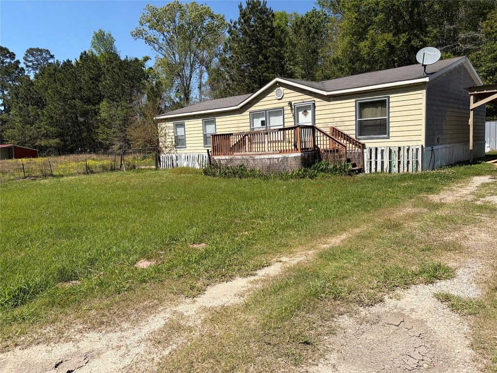 Photo of 32 Long Leaf Drive #B, Huffman, TX 77336 (MLS # 76398949)