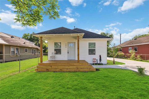 Photo of 509 Hoffman Street, Houston, TX 77020 (MLS # 21908935)