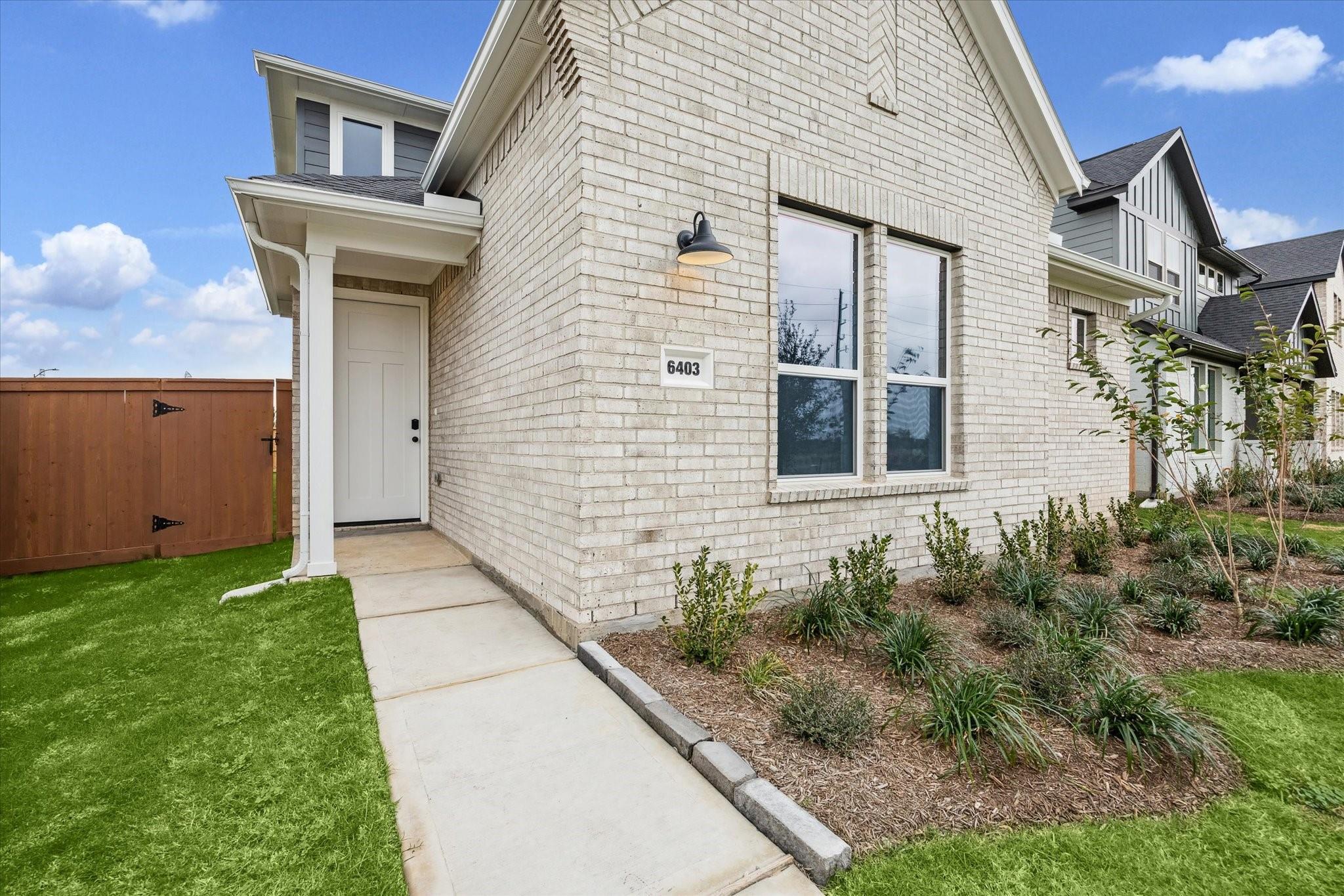6403 Prospect Oaks Parkway