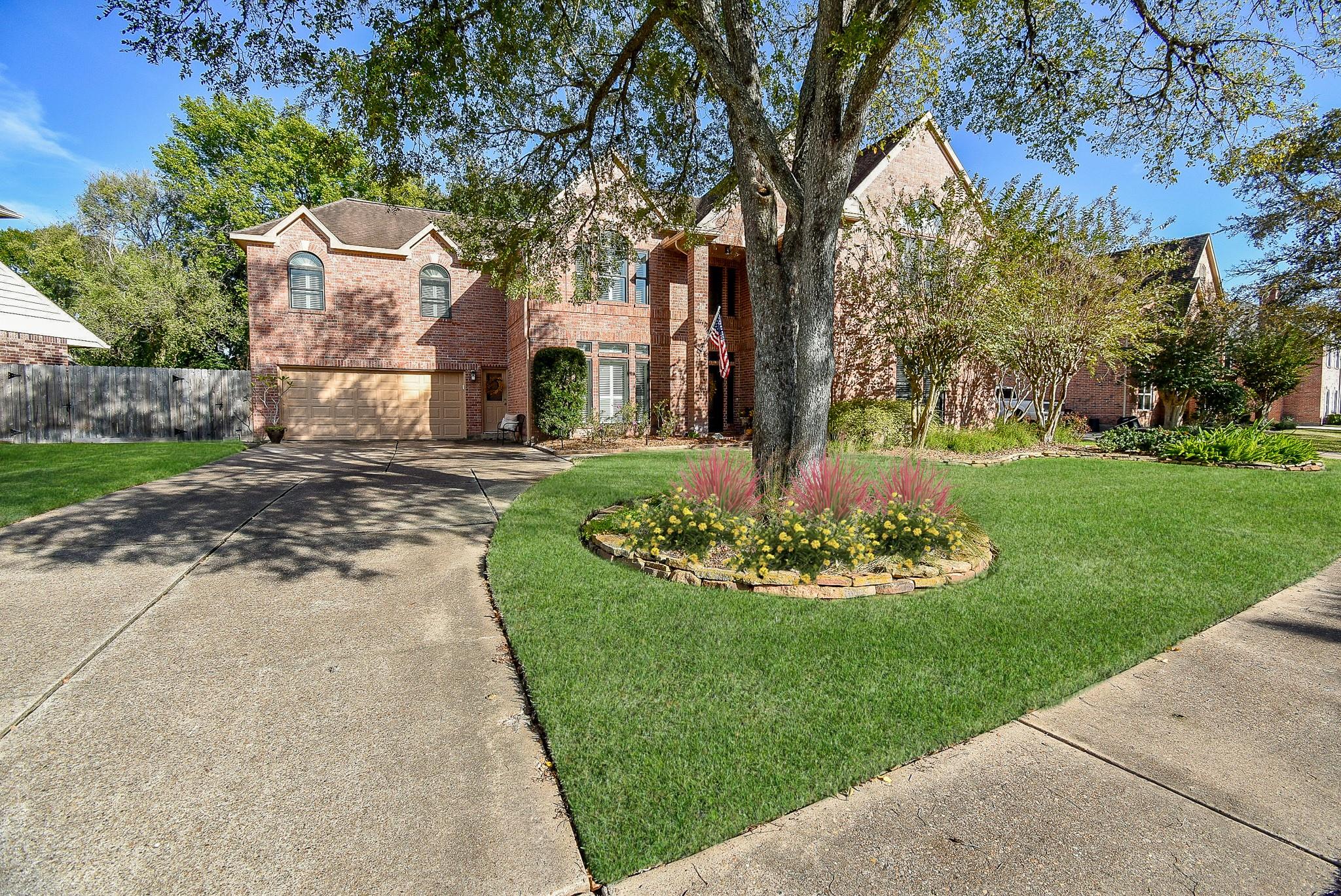 2118 Woodland Drive