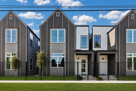 Photo of 3411 Stonewall Street, Houston, TX 77020 (MLS # 36498139)