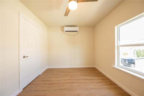 Tiny photo for 912 Church Street #7, Galveston, TX 77550 (MLS # 62313229)
