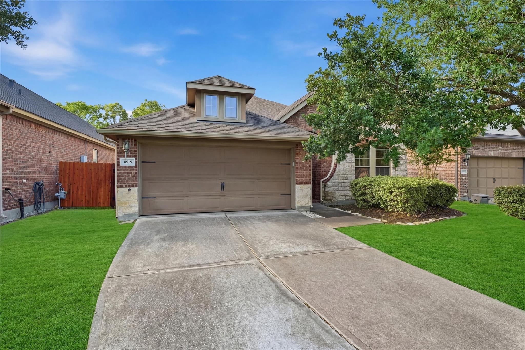 8519 Crescent Valley Lane