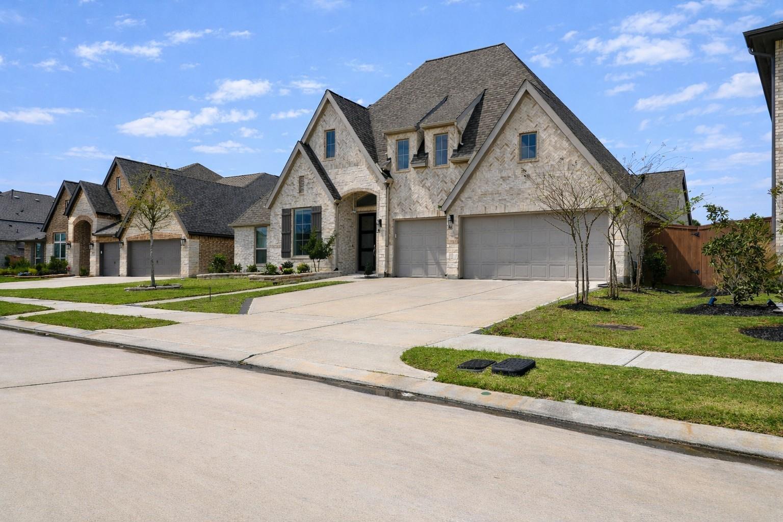 7707 Laurel Bloom Lane