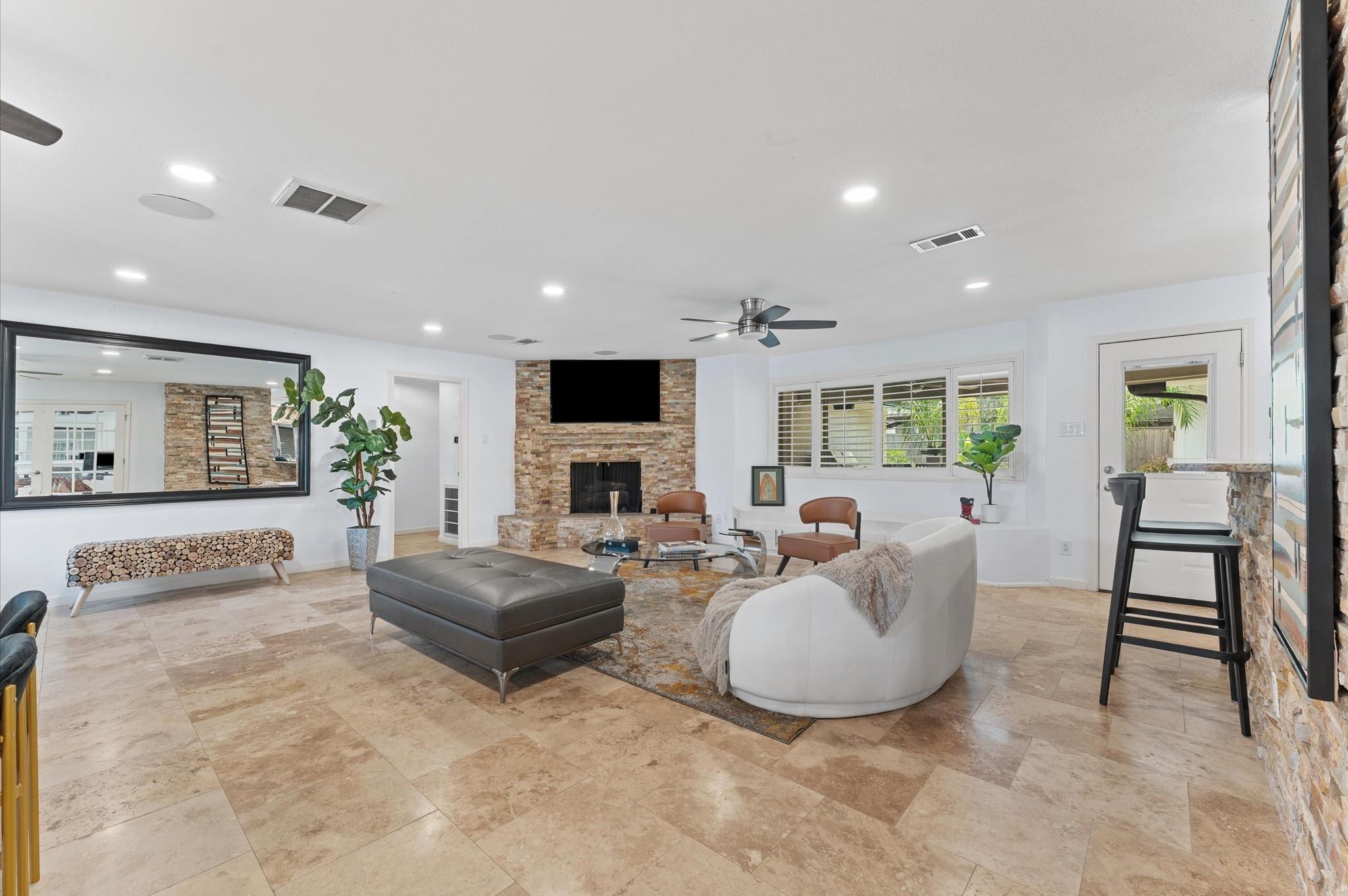 5511 Queensloch Drive