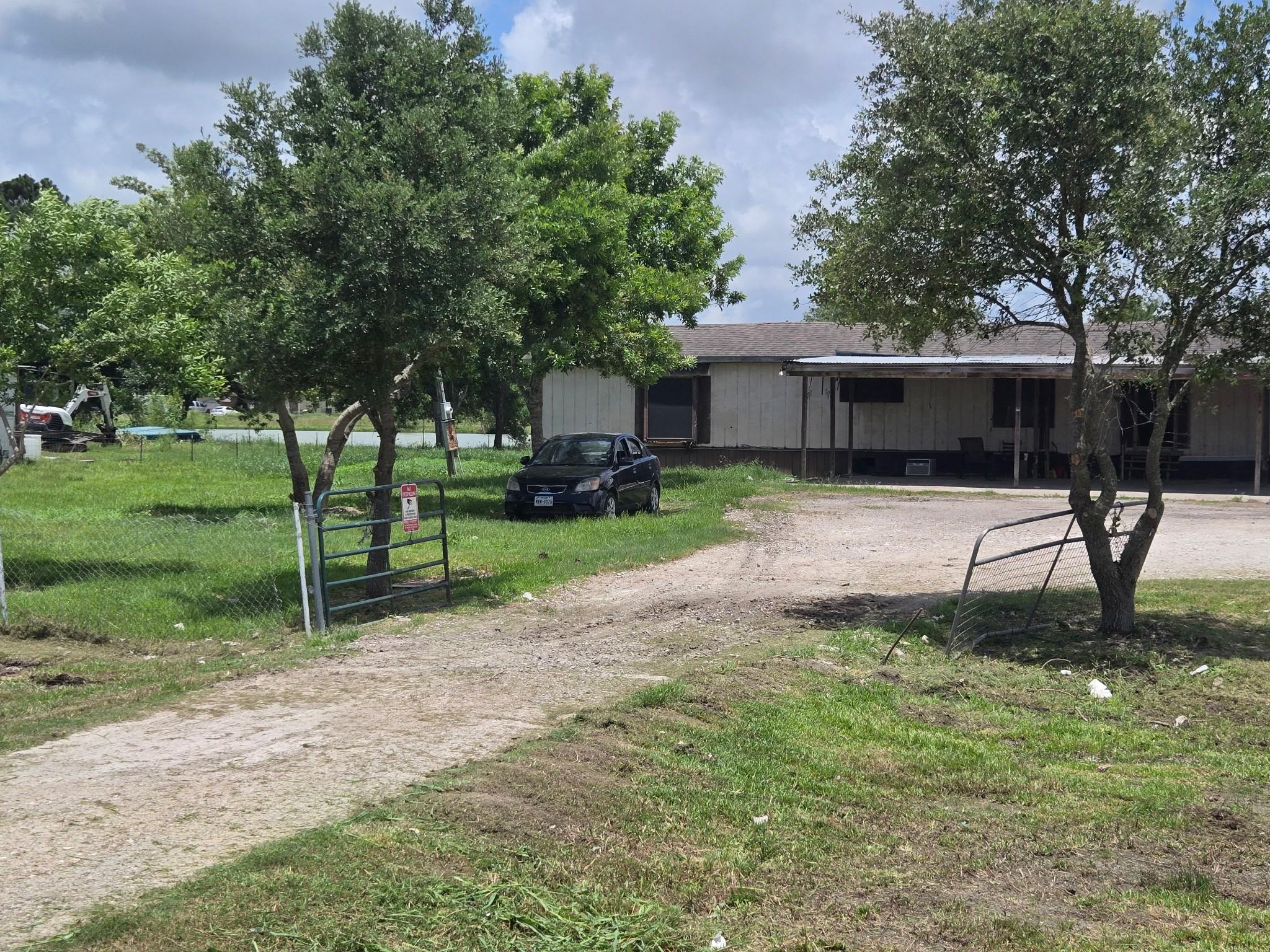 8235 County Road 128