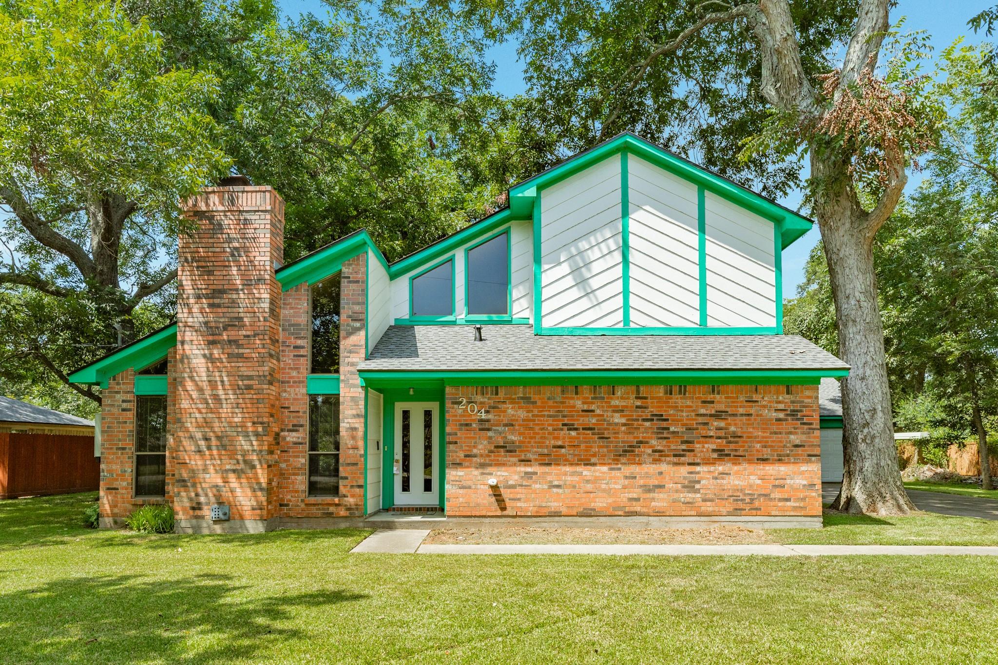 204 Sleepy Hollow Drive