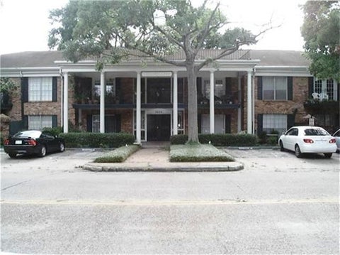 Photo of 3400 Timmons Lane #72, Houston, TX 77027 (MLS # 68361536)