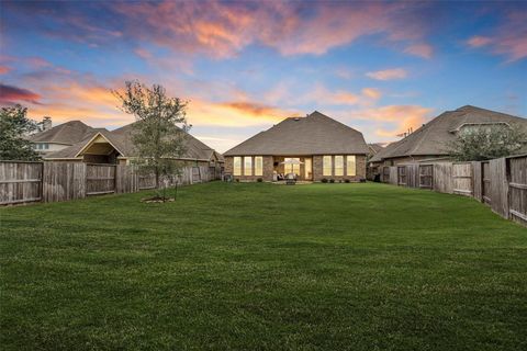 Homes For Sale - 3622 Lister Drive<br/> Rosharon, TX 77583