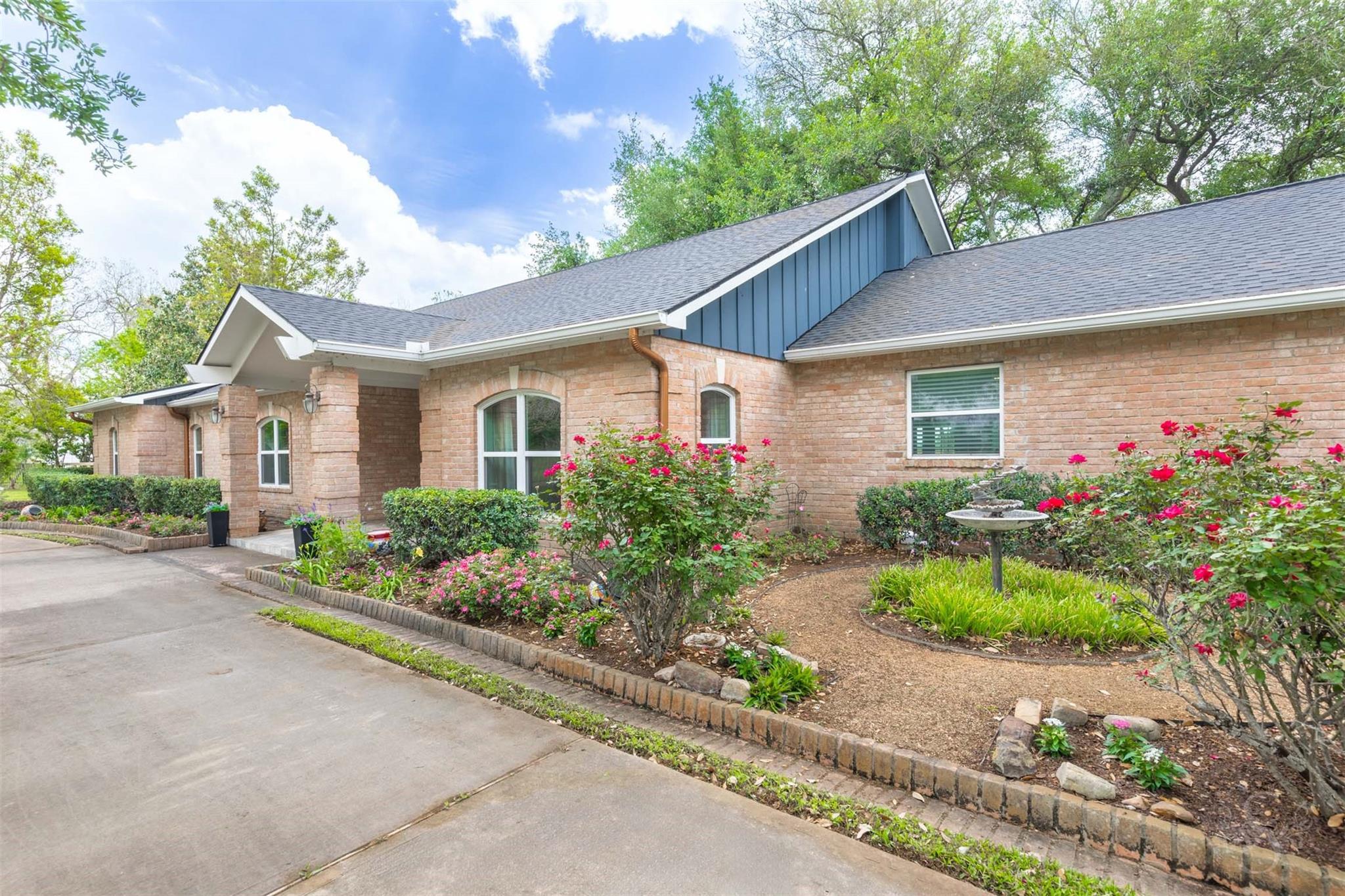 1467 Foster Lake Drive
