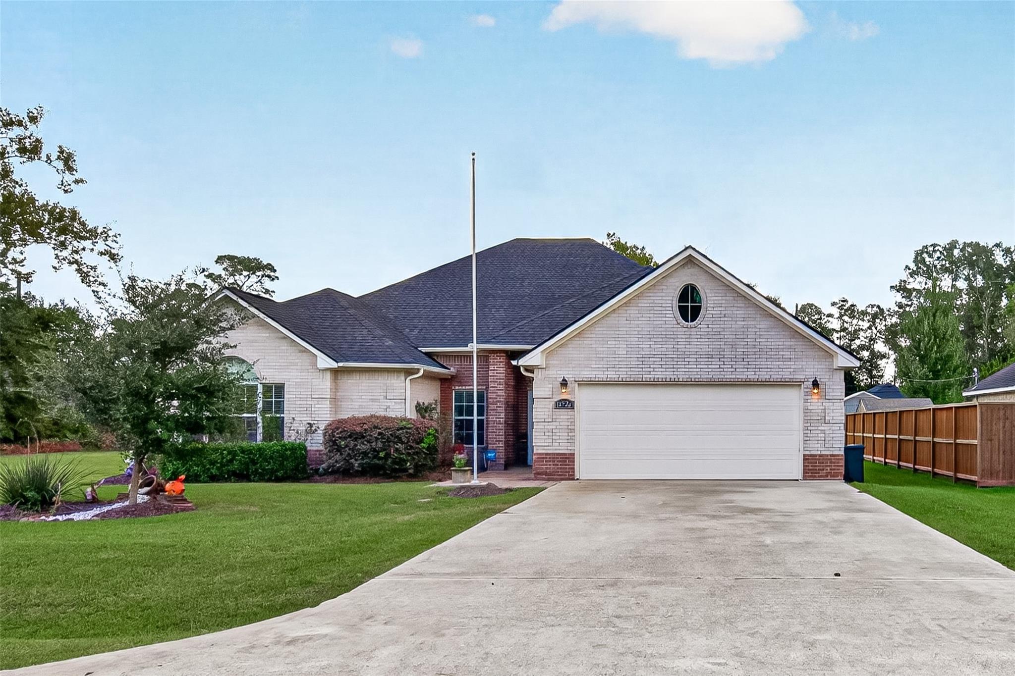 18526 Steele Point Drive