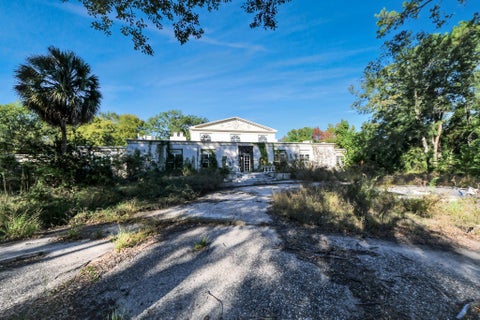 Photo of 415 White Wing Lane, Houston, TX 77079 (MLS # 27853024)