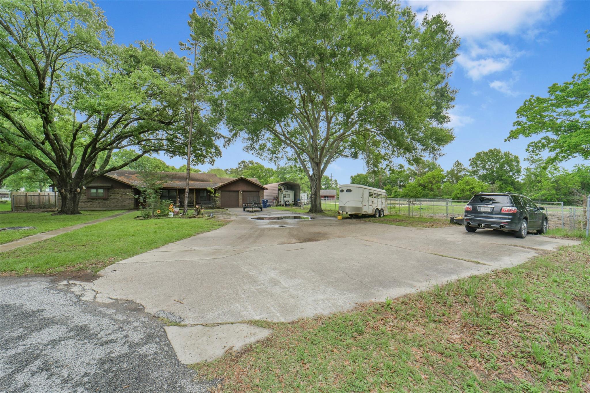 17006 Crooked Oak Drive