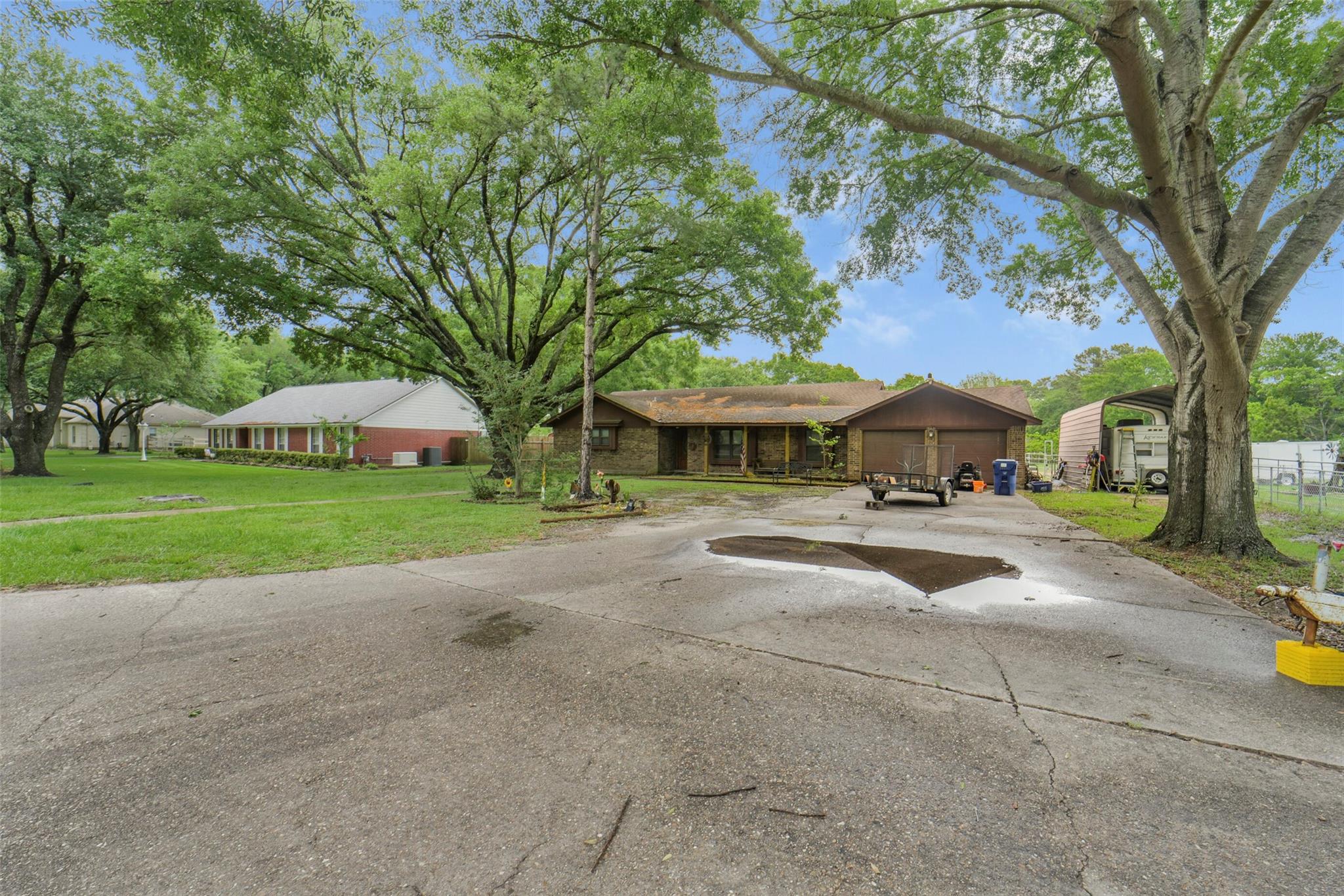 17006 Crooked Oak Drive