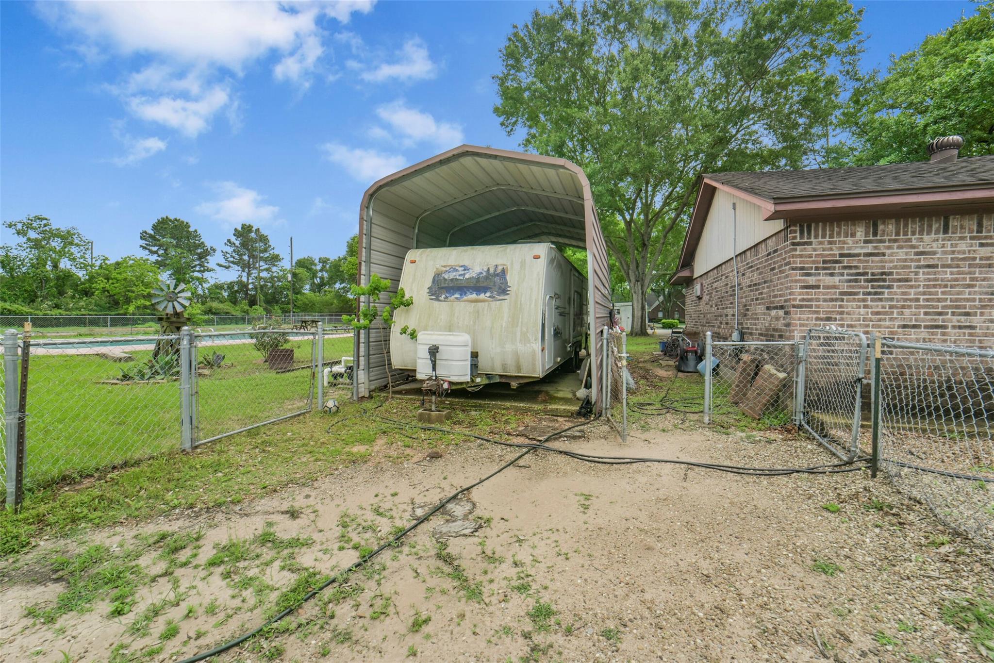 17006 Crooked Oak Drive