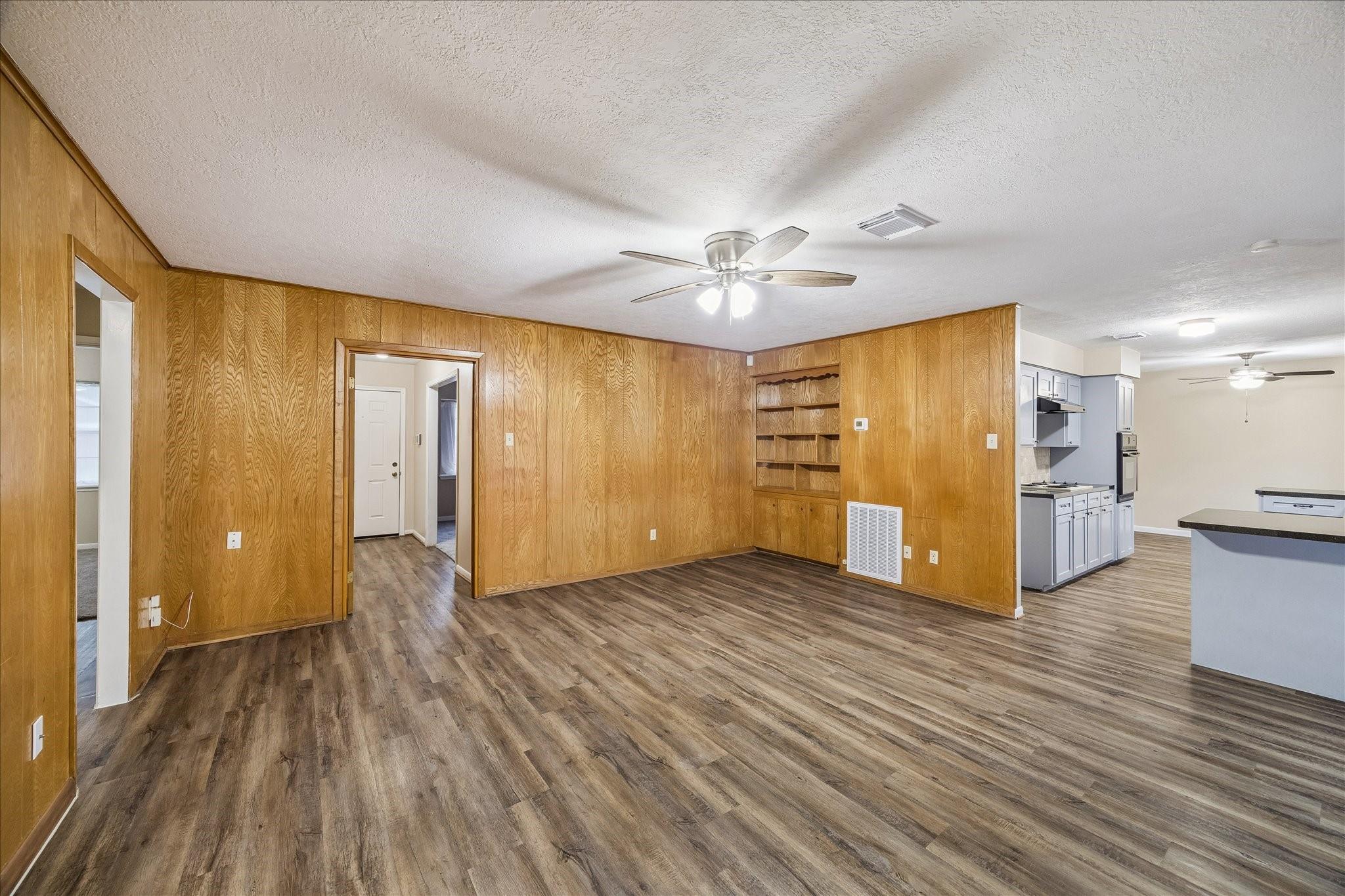 2717 Wisdom Drive