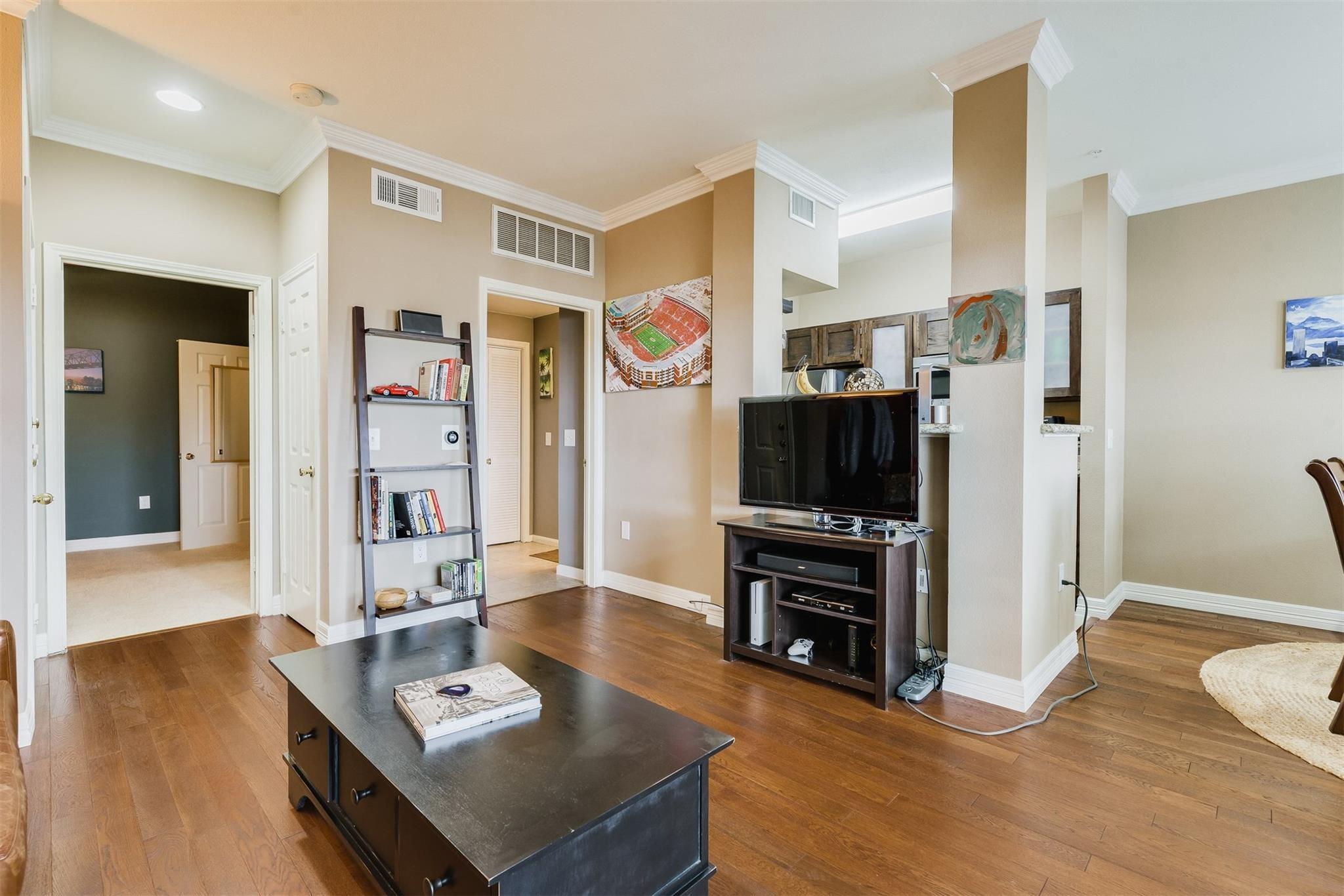 3231 Allen Parkway 1110