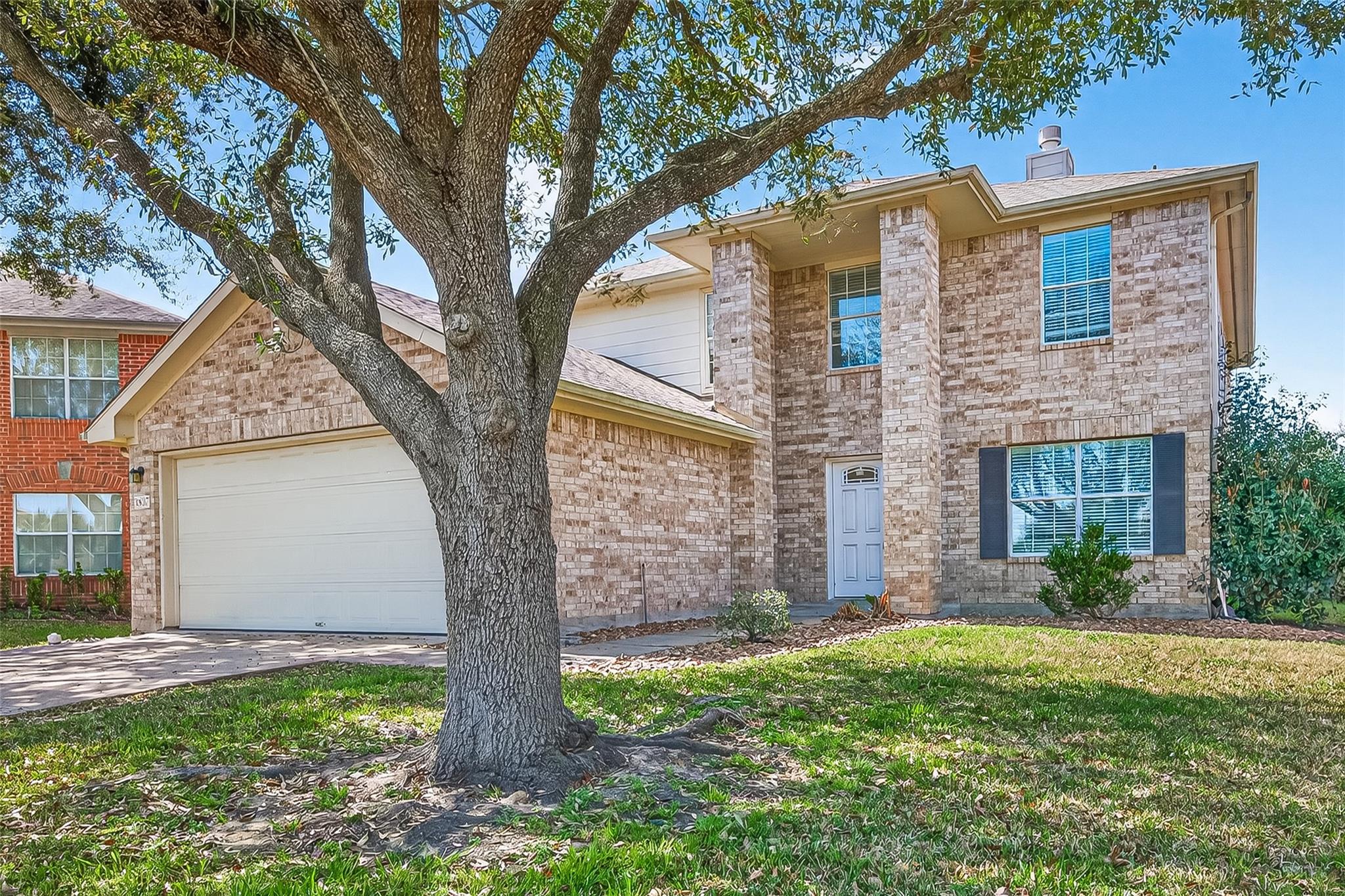 3807 Brook Garden Lane