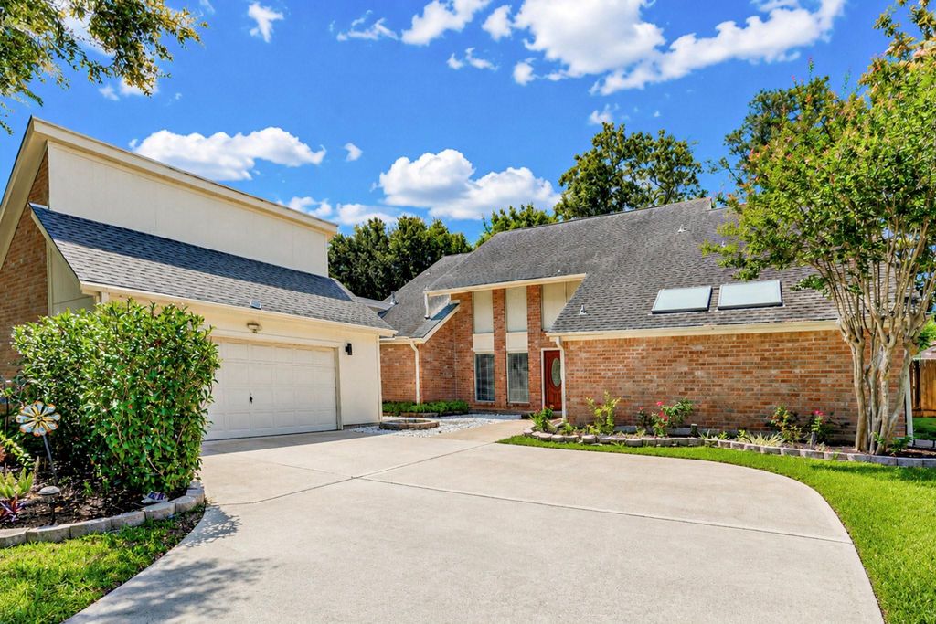 Photo of 14119 Cherry Mound Road, Houston, TX 77077 (MLS # 35960212)