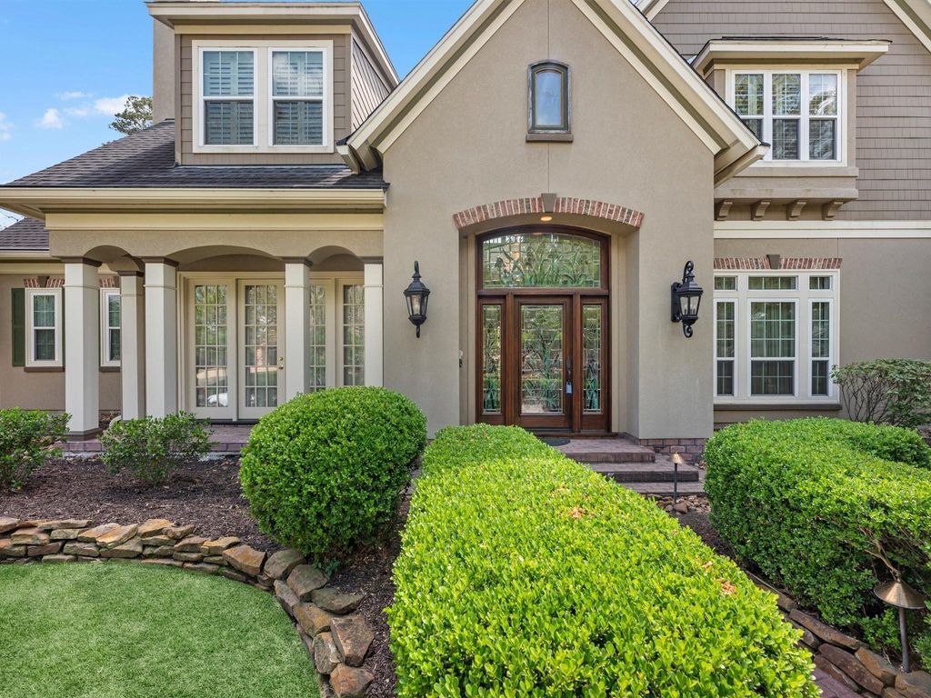 Photo of 15 Golf Links Court, Houston, TX 77339 (MLS # 79616754)