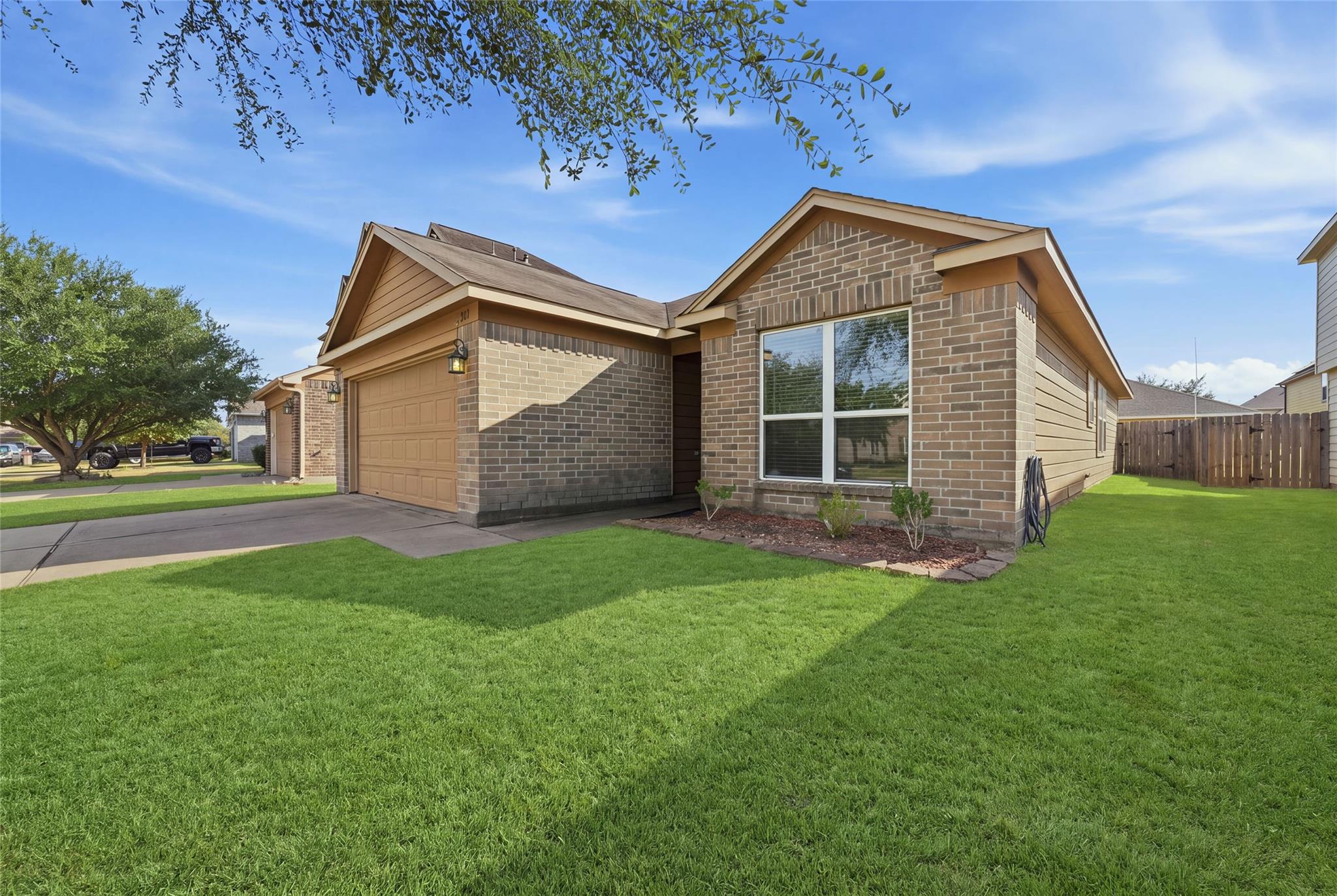 3111 View Valley Trail