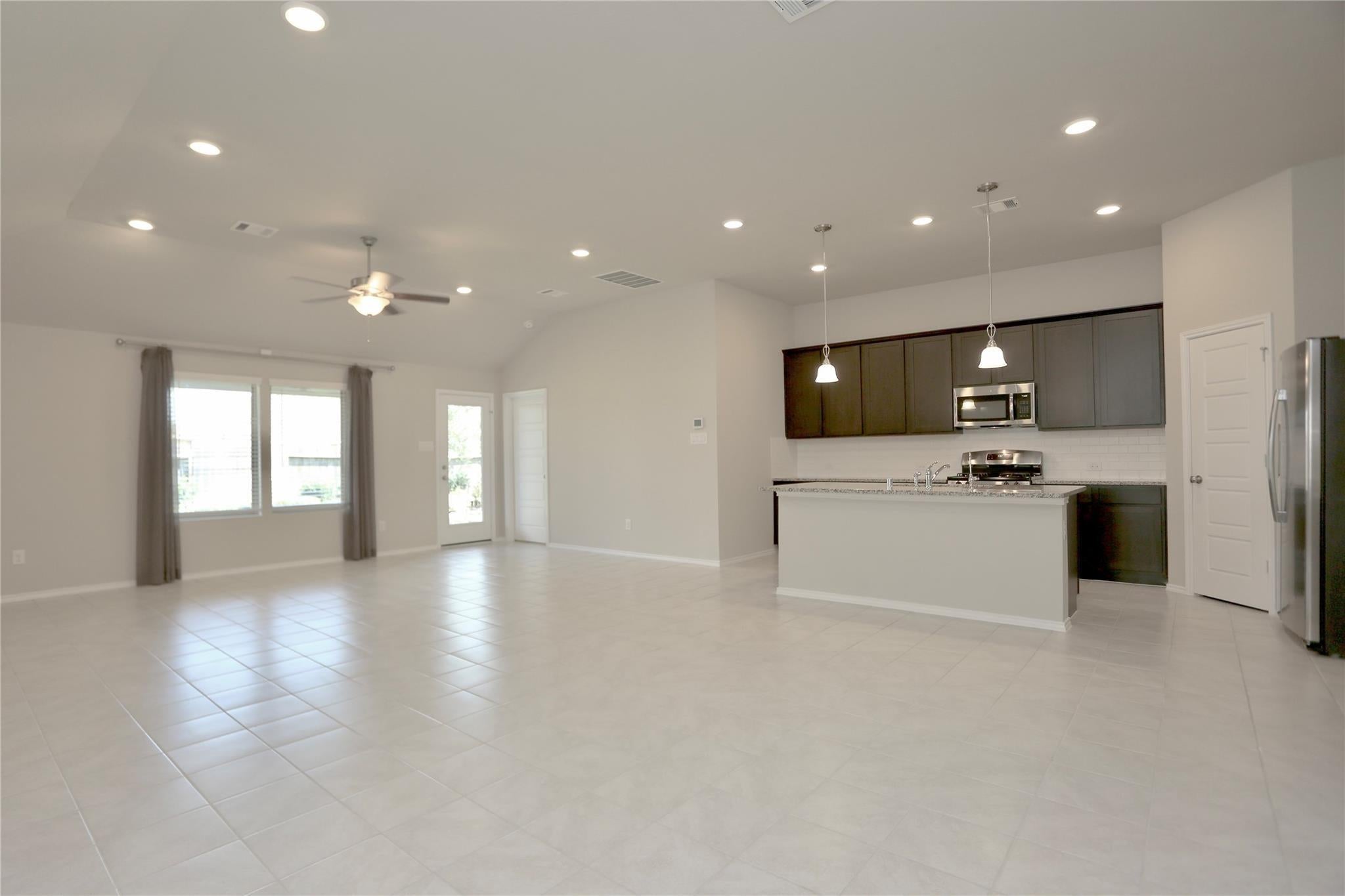 2123 Santa Ana Way