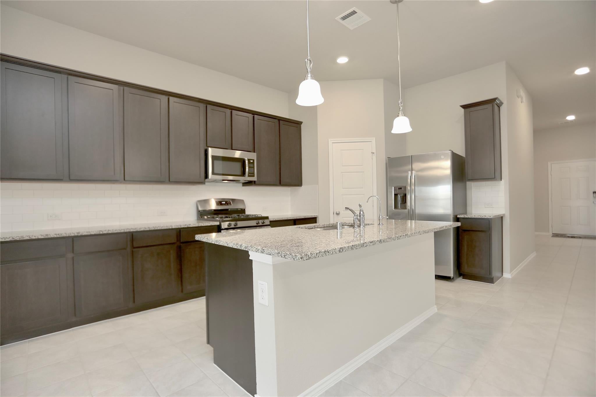 2123 Santa Ana Way