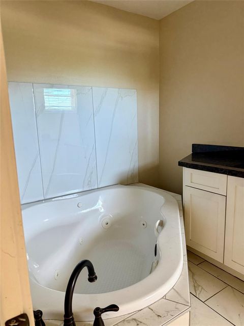 Tiny photo for 1509 Summer Street, Houston, TX 77007 (MLS # 74798135)