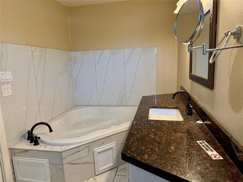 Tiny photo for 1509 Summer Street, Houston, TX 77007 (MLS # 74798135)